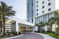 AC Hotel Miami Aventura Hotels near Men's Wearhouse
