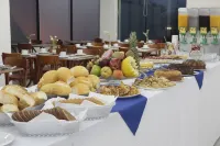 Life Hotel Torres - Frühstück