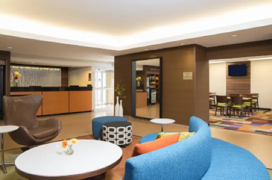 Fairfield Inn & Suites Bloomington