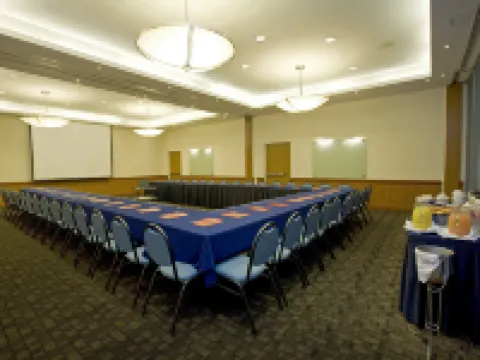 Fiesta Inn Colima Hoteles en Colima