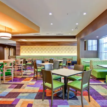 Fairfield Inn & Suites Kamloops