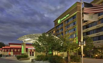 Holiday Inn Denver Lakewood