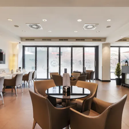 Exe Budapest Center