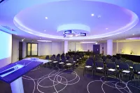 Holiday Inn Dijon Toison D'or, an IHG Hotel Hôtels à : Dijon