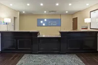Holiday Inn Express & Suites Deming Mimbres Valley