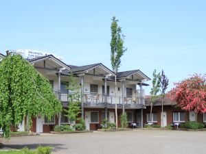 Waldhotel zum Bergsee Damme