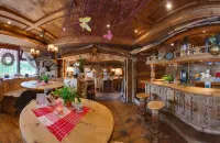 Hotel Almwirt Các khách sạn ở Haar