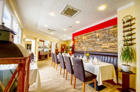 Hotel Jakob Отели в г. Шафхайм