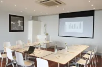 Les Sables Blancs Hotels in Concarneau
