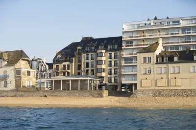 Escale Oceania Saint Malo Hotels near Saint-Malo Castle