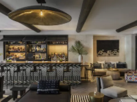 Angler's Hotel - Miami Beach Hotels in Miami Beach