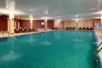 Sheraton Skypoint Luxe - ที่มีสระว่ายน้ำ