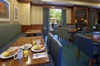 Residence Inn Cincinnati Downtown/The Phelps - Bữa sáng