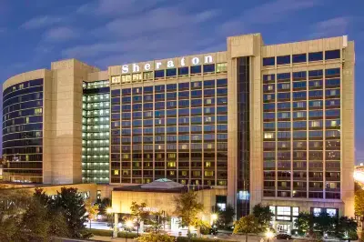 Sheraton Birmingham Hotel Отели рядом с достопримечательностью «Рейлрод Парк Фаундейшен»