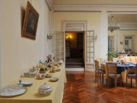 グランデ アルベルゴ クアトロ スタジオーニ リエーティのホテル