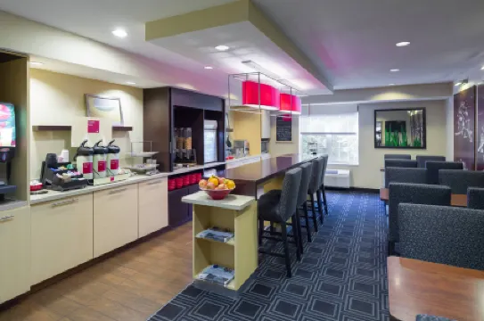 MainStay Suites Mt Laurel - Philadelphia