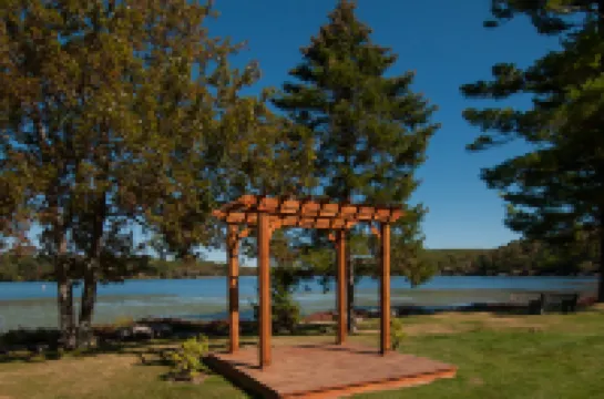 裂巖度假村 酒店