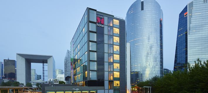 citizenM Paris la Défense Hotels in Париж