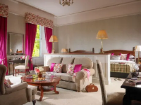 FAITHLEGG HOUSE