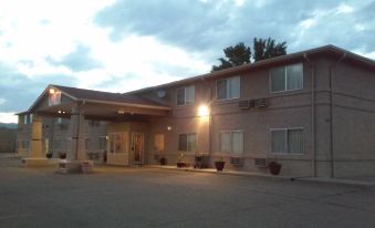 Budget Host Royal Gorge Inn
