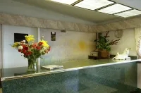 Lake View Inn & Suites