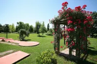 Termeterna - Longevity Spring Resort - Parkering