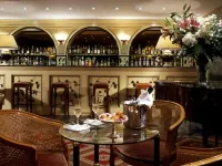 Grand Hotel Oriente Hotels in Naples