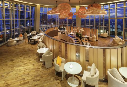 노보텔 마닐라 아라네타 시티 호텔