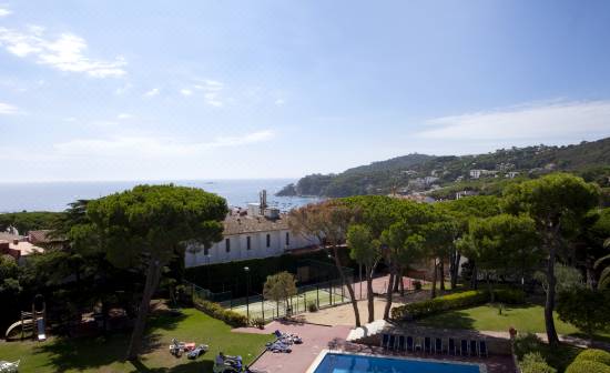 Hotel Alga Calella De Palafrugell Updated 2021 Price Reviews Trip Com