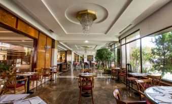 Hotel Aida - Housity