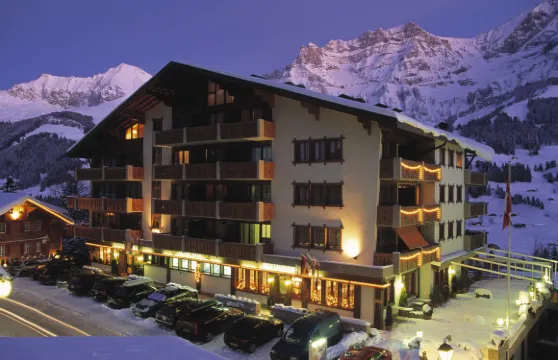 阿達爾波登美好之地酒店