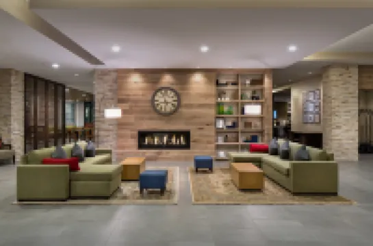 阿納海姆陽光海岸飯店，希爾頓啟繽精選