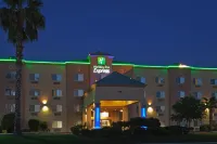 Holiday Inn Express Bakersfield