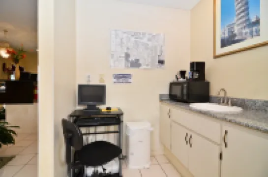 퀄리티 인 니어 마나티 스프링 스테이트 파크