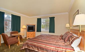 The Miramar Inn & Suites