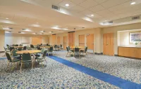 Holiday Inn Express & Suites Memphis Southwind Hotels in Collierville