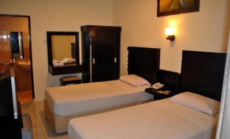 Grand Wisata Hotel - Housity