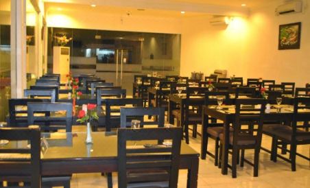 Grand Wisata Hotel - Housity
