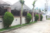 Emrosy Hotels and Suites