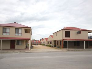 Port Vincent Motel & Apartments