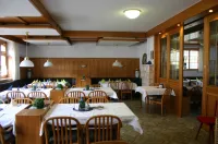 Gasthof Pflug Hotels in Oberkochen