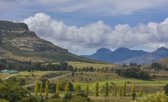 Clarens Retreat