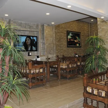 Ahranis Hotel
