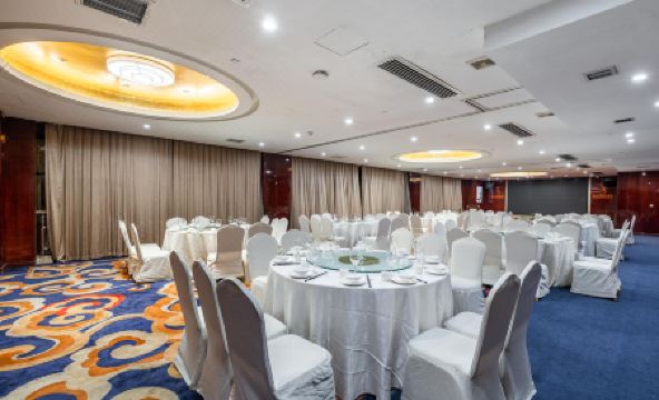 Vienna International Hotel (Changsha Provincial Government Guihuaping Metro Station Jinfang) - Housity