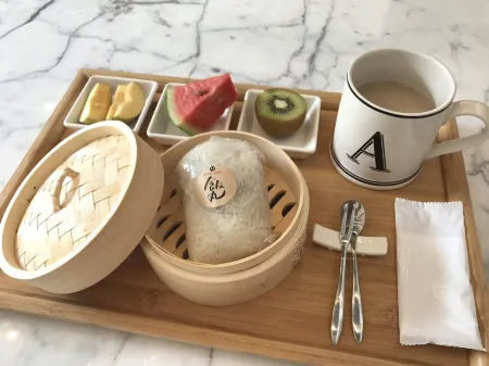 Papo'a Hotel Отели рядом с достопримечательностью «National Kaohsiung Center for the Arts-Weiwuying»