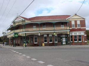 St Marys Hotel and Bistro