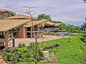 Nammbú Beach Front Bungalows