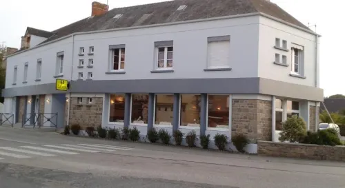 Hotel Logis Au Moyne de Saire Hotels in Teurthéville-Bocage