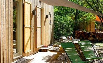 Lodges en Provence - Ecogites & Restaurant Insolites