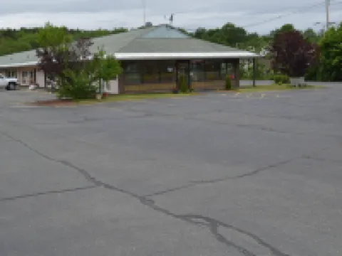 Nashoba Valley Inn & Suites Hotels in Ayer